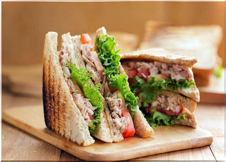 Delicious traditional tuna sandwich