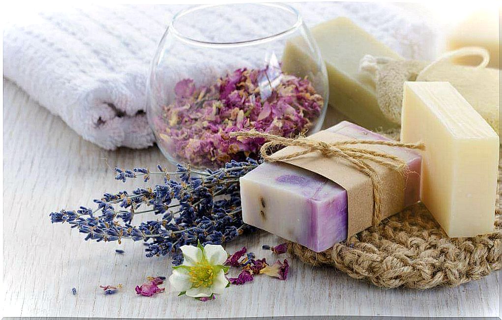 How to make lavender clay soap?